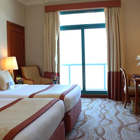 Al Diar Capital Hotel Abu Dhabi Bagian luar foto