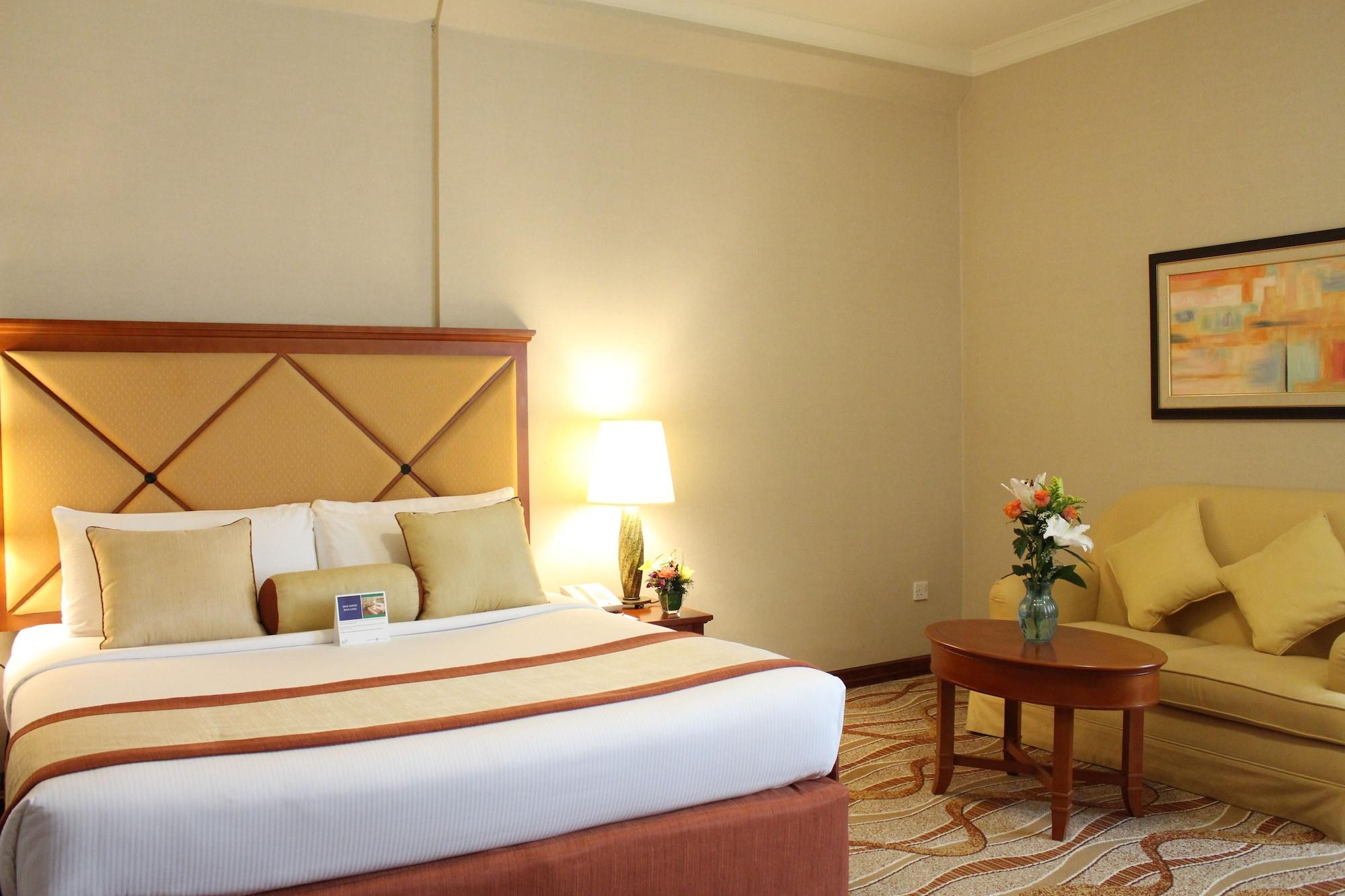 Al Diar Capital Hotel Abu Dhabi Bagian luar foto