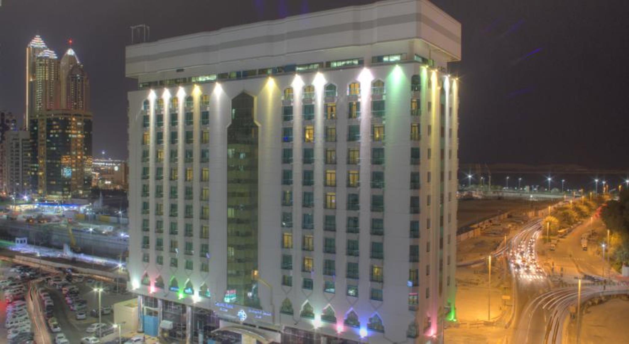 Al Diar Capital Hotel Abu Dhabi Bagian luar foto