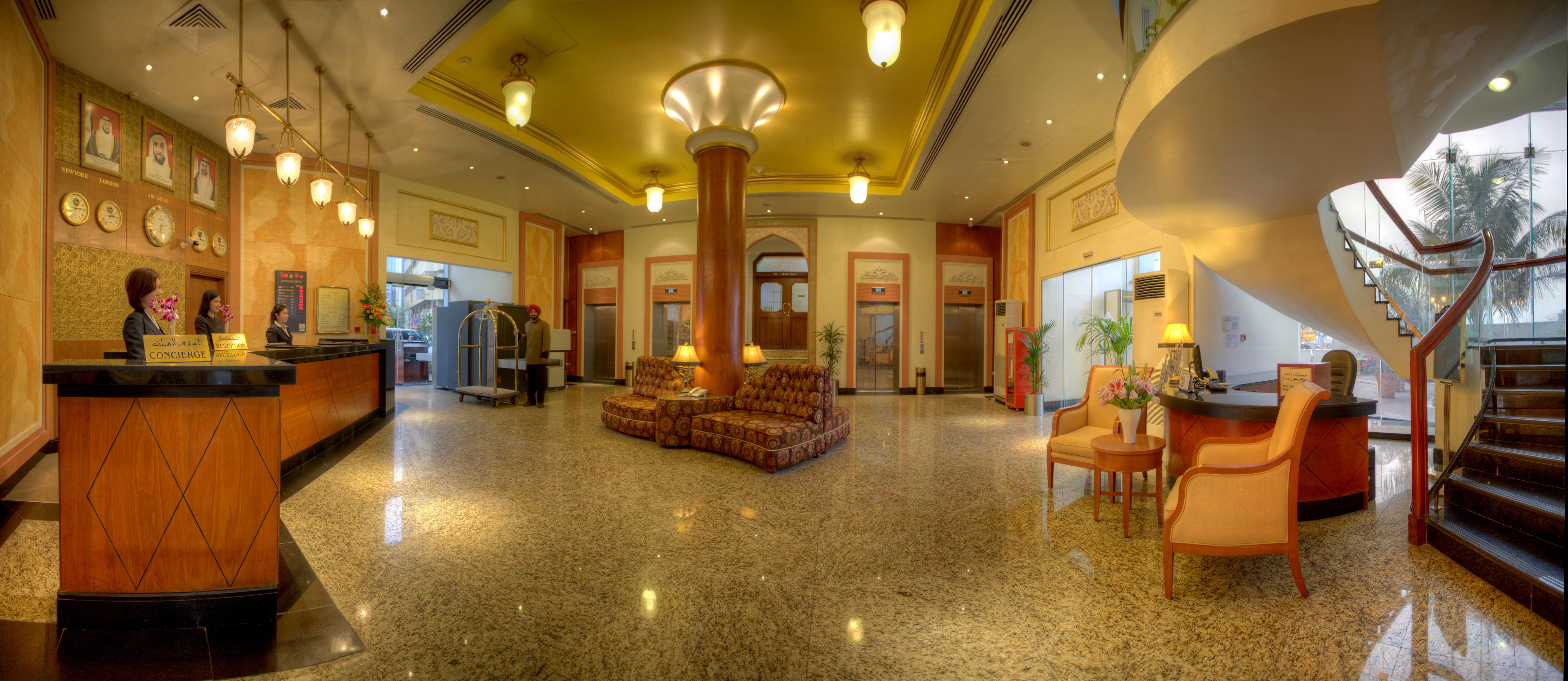 Al Diar Capital Hotel Abu Dhabi Bagian luar foto