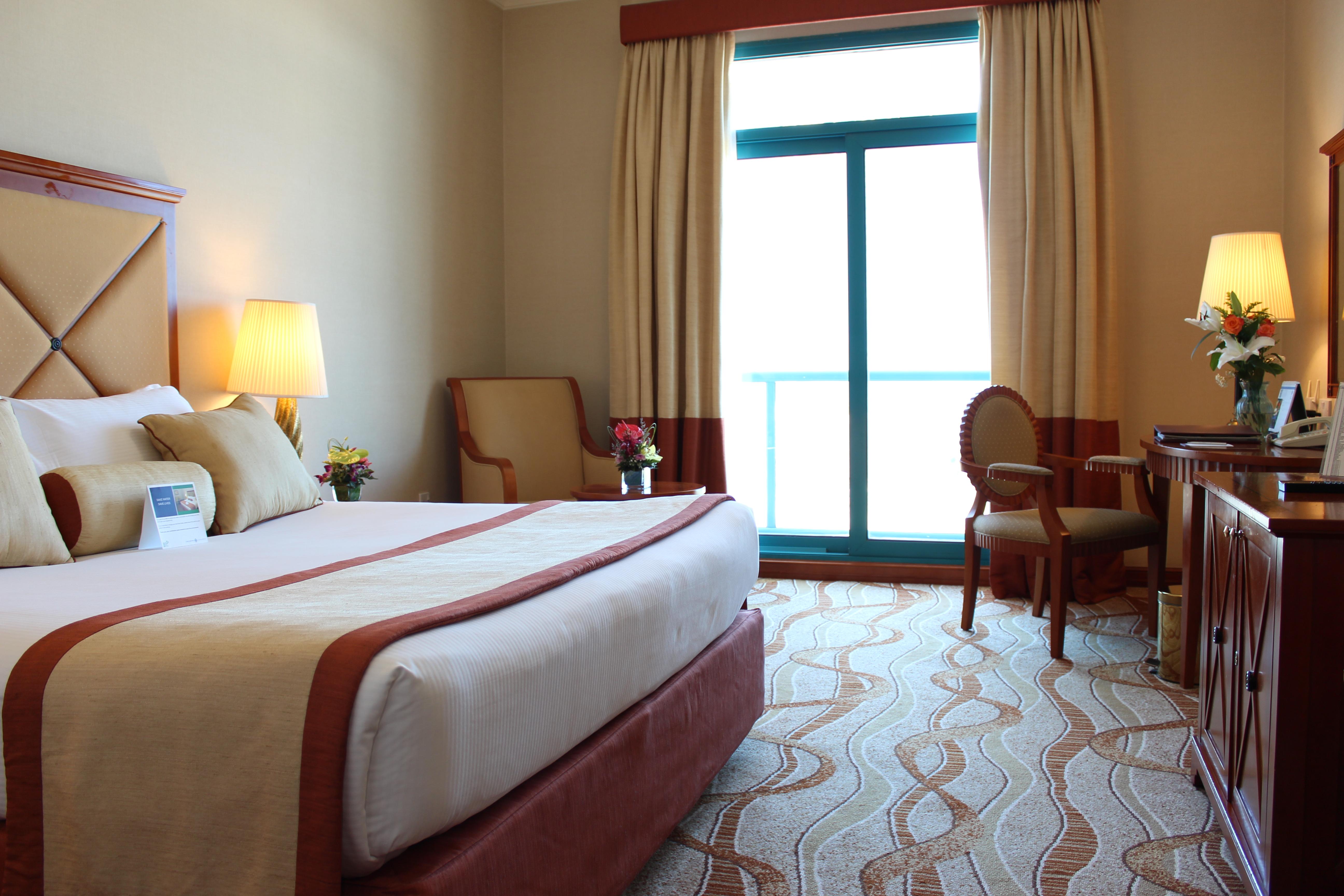 Al Diar Capital Hotel Abu Dhabi Bagian luar foto
