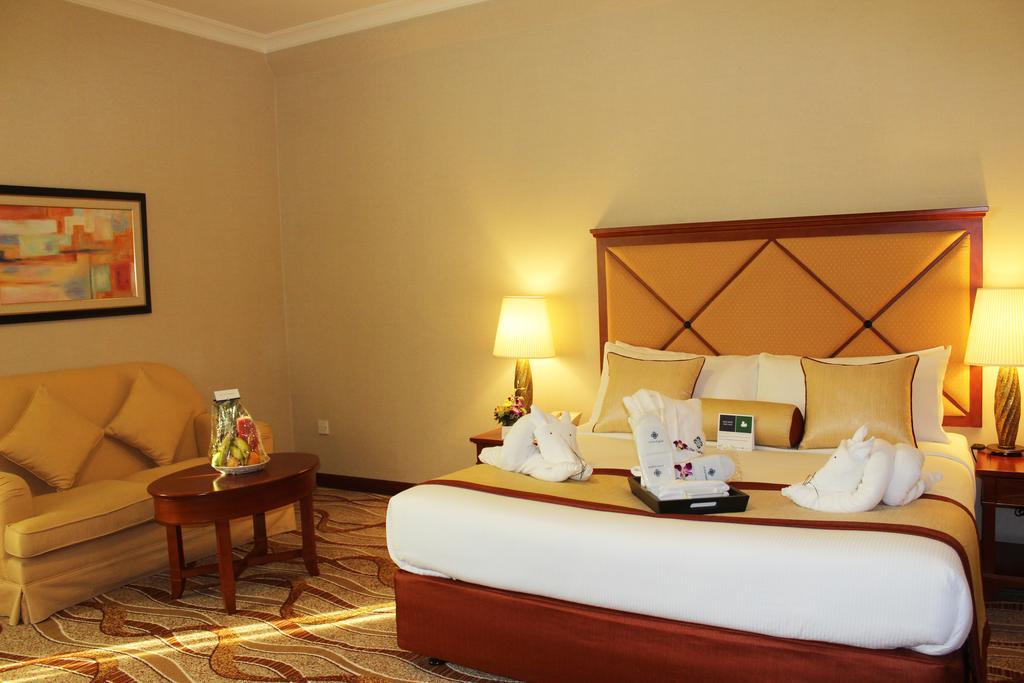 Al Diar Capital Hotel Abu Dhabi Bagian luar foto