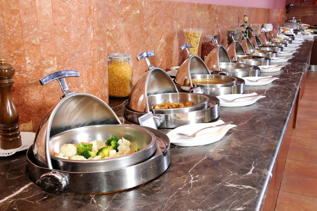 Al Diar Capital Hotel Abu Dhabi Bagian luar foto